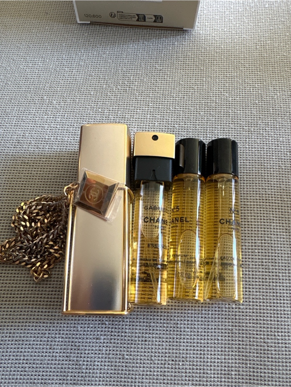 CHANEL Gold-tone purse spray